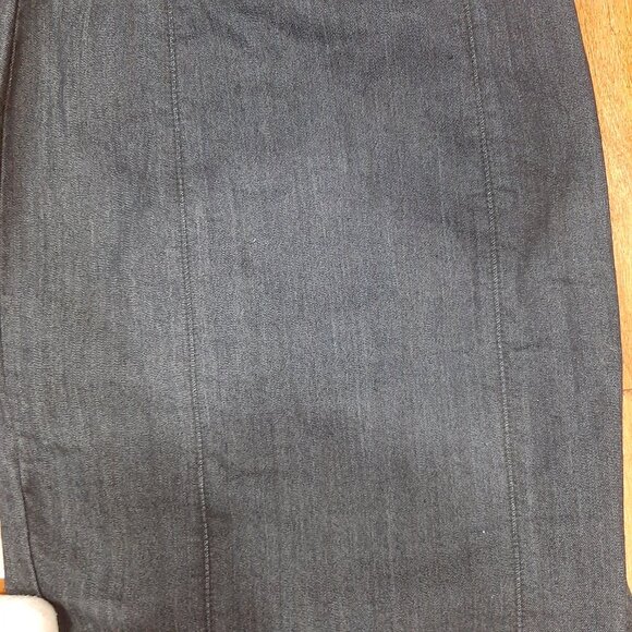 Unique Le Chateau strapless denim dress with pleats - Picture 10 of 12